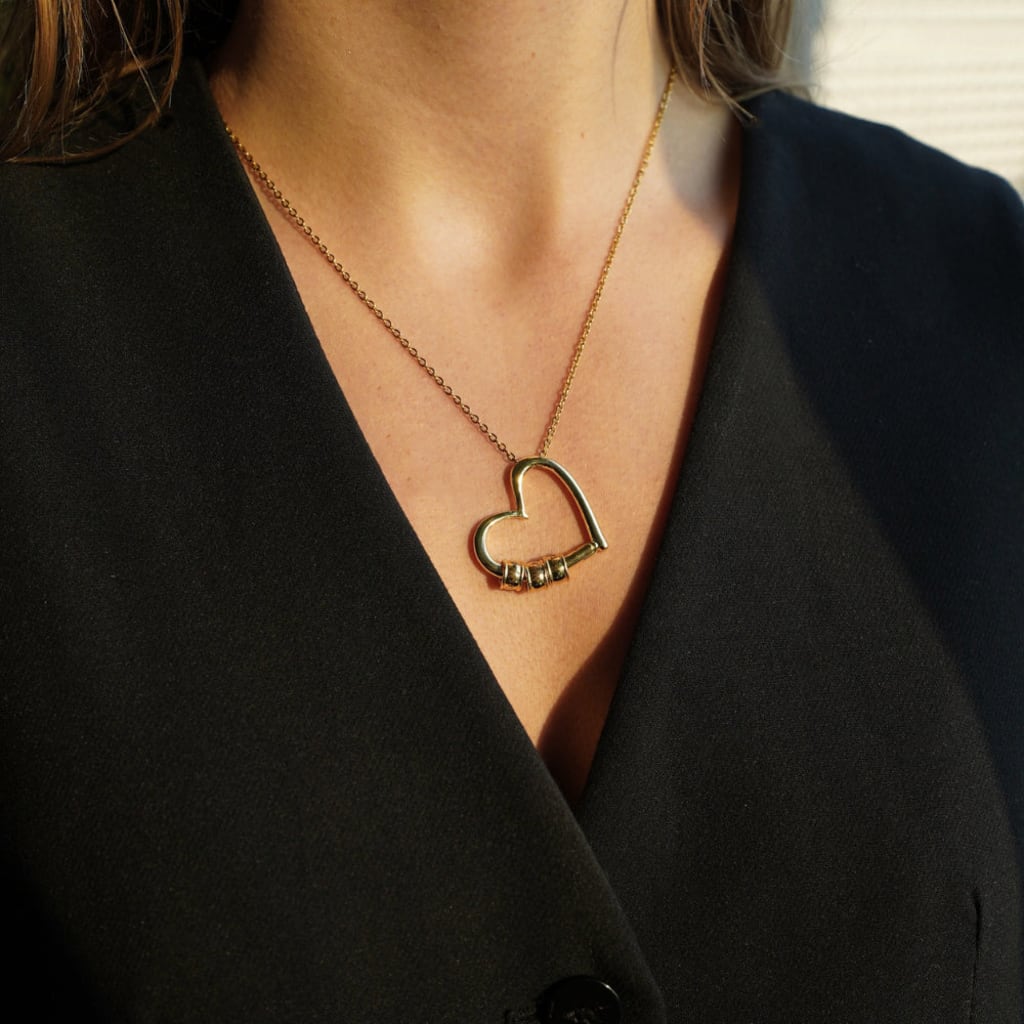 Family's Love Engraved Pendant with LED Gift Box